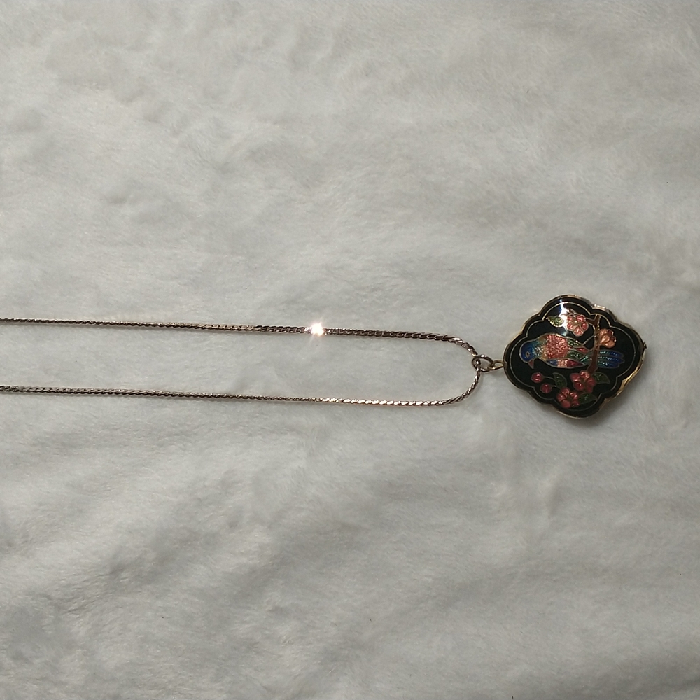 Costume jewelry necklace